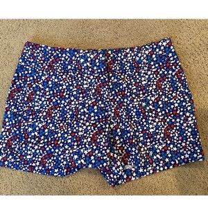 Vineyard Vines Blue and Red Star Pattern High Waist Shorts 4 July Patriotic